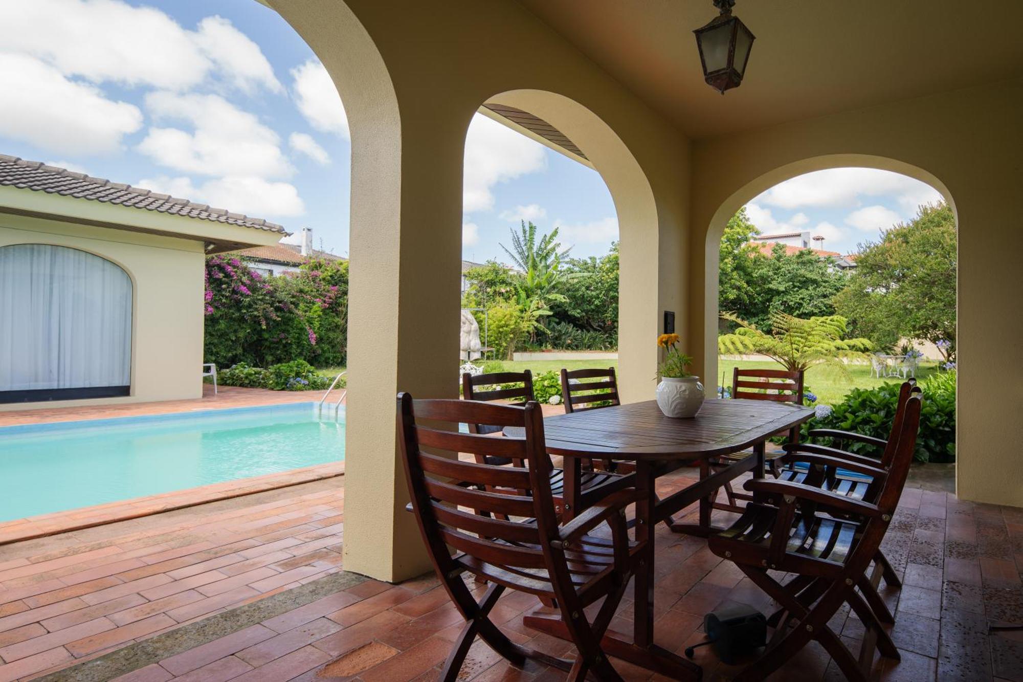 Casa Dos Arcos - Studios & Pool Понта Делгада Екстериор снимка